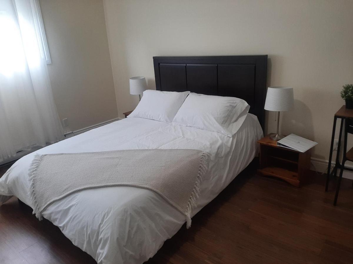 La Maison Aux Camelias Bed and Breakfast Coaticook Εξωτερικό φωτογραφία