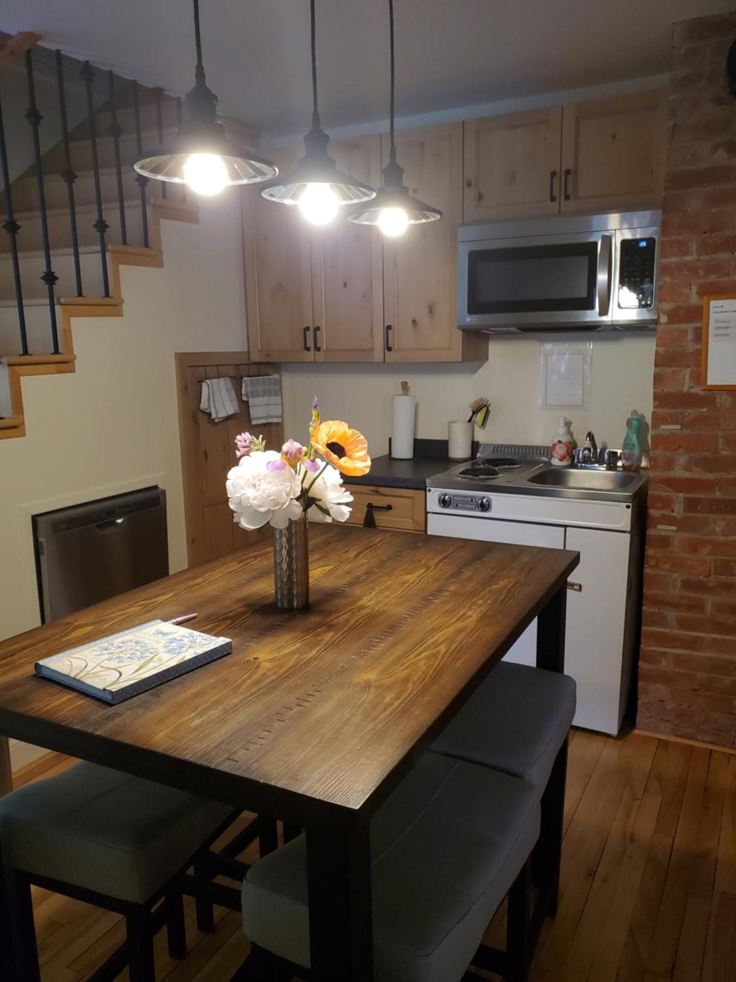 La Maison Aux Camelias Bed and Breakfast Coaticook Εξωτερικό φωτογραφία